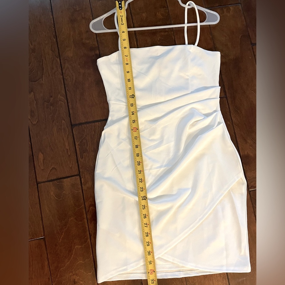 Windsor - White Mini Cocktail Dress - Size L (Juniors)